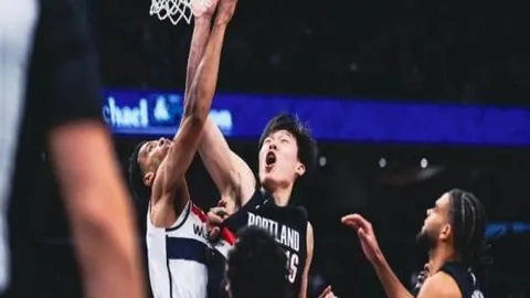 “澳门国际高尔夫系列赛第二轮瑞德领先，吴阿顺与许龙并列第12”