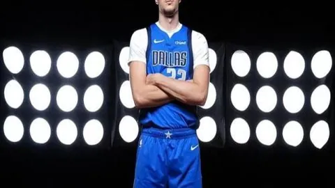 七周伤停在即结束！《图片报》透露：多特中场核心恩梅查计划4月初回归赛场